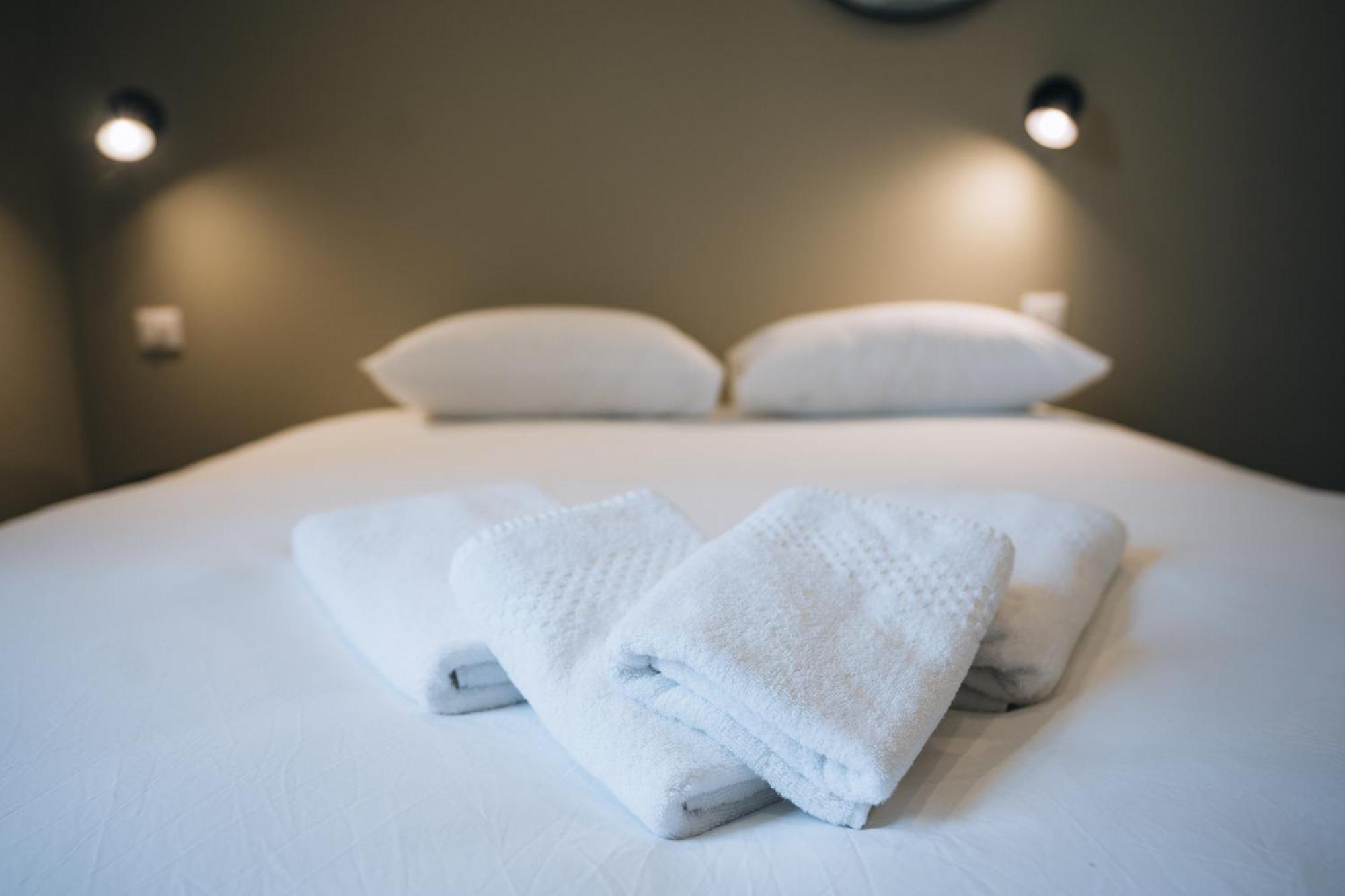 La Marjolaine - Demeure D'Hotes - Service Para-Hoteiier - Premium Chateauroux Bagian luar foto