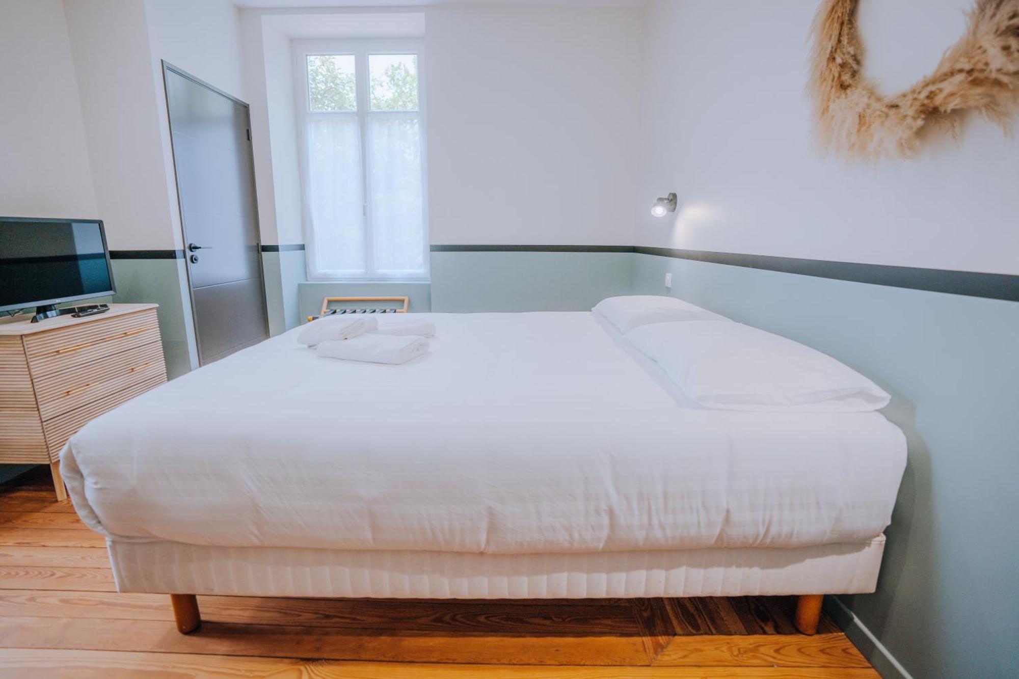 La Marjolaine - Demeure D'Hotes - Service Para-Hoteiier - Premium Chateauroux Bagian luar foto